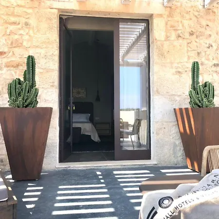 Pietra D'acqua & By Geocharme 4*