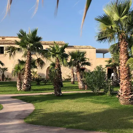 Pietra D'acqua & By Geocharme Hotel 4*