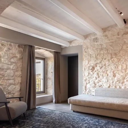 Hotel Pietra D'acqua & By Geocharme 4*