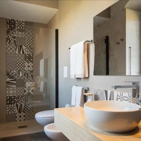 Pietra D'acqua & By Geocharme 4*