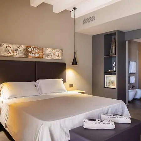 Pietra D'acqua & By Geocharme Hotel 4*